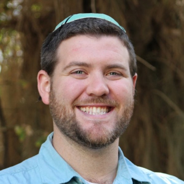 Rav AZ Thau